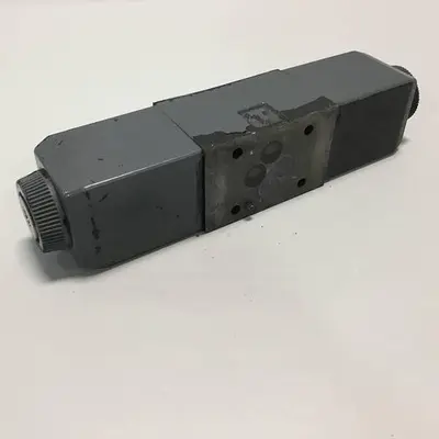 USED VICKERS DG4V-3-6C-M-U-HL7-60