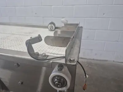 5.10 ft Flat Belt Conveyor