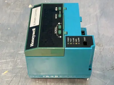 Used HONEYWELL RM7838 C 1004 Industrial Controls Ohio US | HGR 24 #1300066