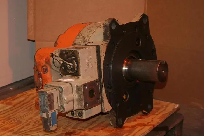 Used VICKERS MHT90-9595-30-IA96 Motors (misc) | Ideal Machinery #624111