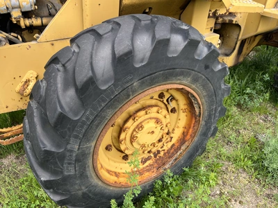 USED CAT IT 12 WHEEL LOADER /