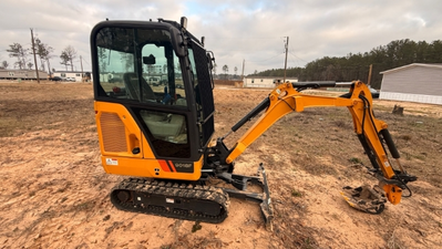 USED 2022 LiuGong 9018F