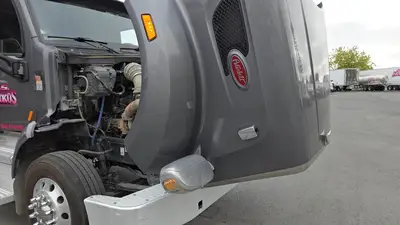 USED 2020 PETERBILT 567