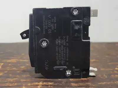USED SQUARE D QO115