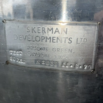 180 L S/S Skerman Hemispherical Jktd Tilting Pan