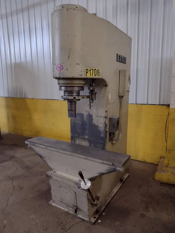 Used 1974 NOT PROVIDED RP 60 Straightening Presses | BLUMBERG MACHINERY COMPANY #399169
