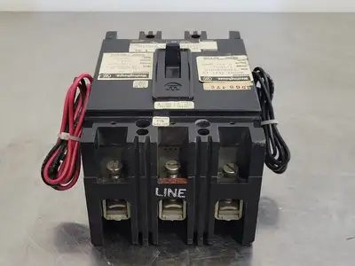 60 Amp, 3 Pole, 240 volts Circuit Breaker w/ Shunt Trip Aux. Switch