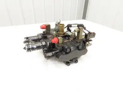 Toyota 67620-21440-71 Hydraulic 3-Spool Forklift Mast Control Valve From 7FBCU25