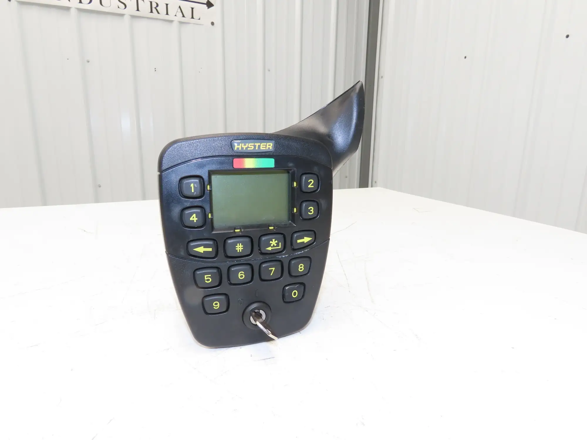 Hyster 8539580 Forklift Display Controller Module Rev 0 W/Key Off E80XN
