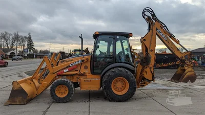 USED 2005 CASE 590SM