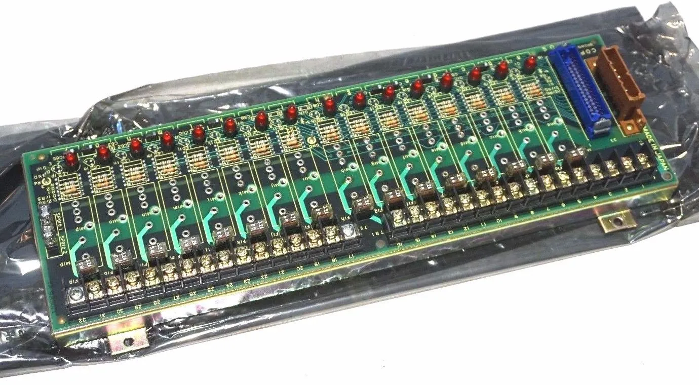 NEW FANUC A20B-1000-0661/01A RELAY BOARD A20B10000661/01A