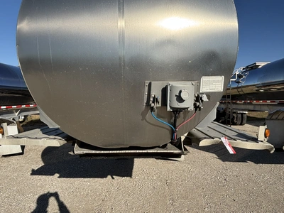 Used 2016 WALKER MILK TANKER TRAILER Liquid Supply Trailers Michigan US | Miedema Asset Management Group #1709447