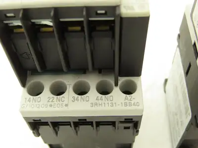Siemens Motor Starter Contactor 24V Coil 1.5Hp 600V Lot of 2