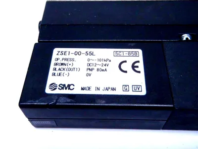 ZM131HT-K5L-E55L, | SMC ZM131HT-K5L-E55L ZSE1-00-55L Vacuum Ejector w/ Switch - For parts or not working