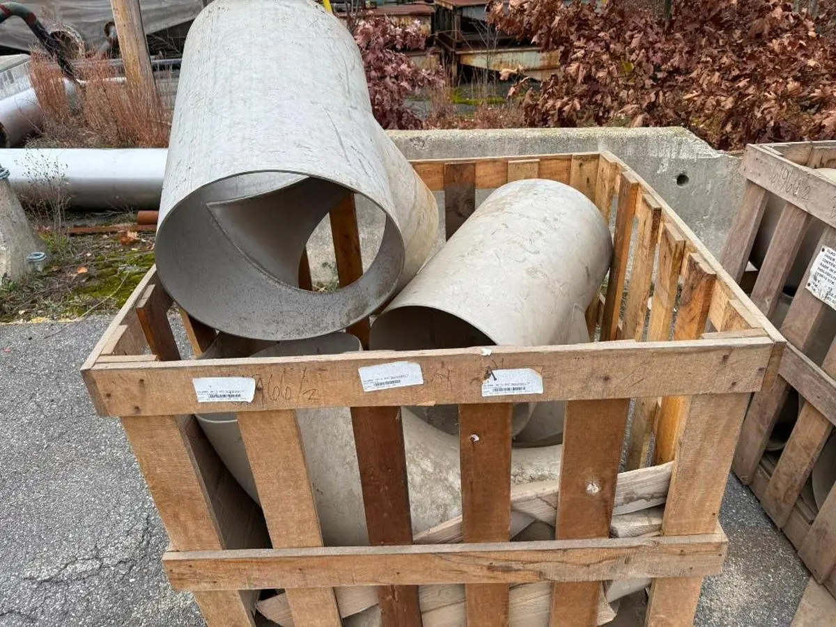 LOT OF LARGE INDUSTRIAL PIPE FITTINGS