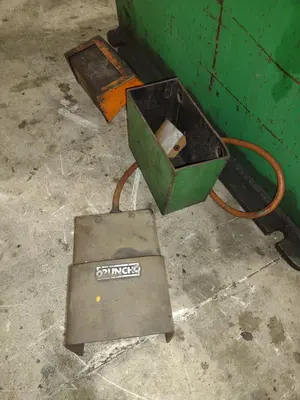 105 TON HILL ACME MODEL #6A HYDRAULIC IRONWORKER W/ CLAMPING: STOCK #22832