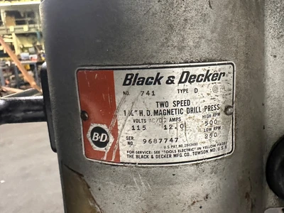 BLACK & DECKER #741 MAGNETIC DRILL