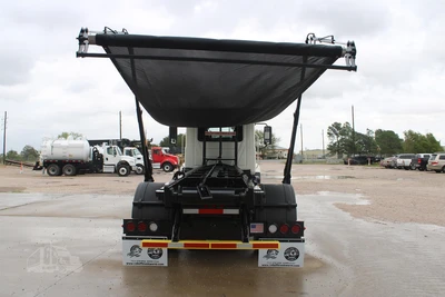 New | in-Stock 2025 MACK MD6 Rolloff Trucks Texas US | Roll Off Truck World #1491872