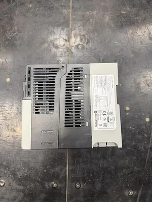 Used ALLEN-BRADLEY 25B-E1P7N104 Variable Speed Drives Quebec CA | Carter-Wilson Equipment Services #1486535
