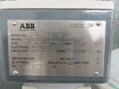 New ABB 1-1/2" Flowmeter model 10DX3111EE11P1A2DAA1232