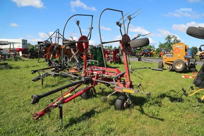 Used MASSEY FERGUSON TD524 Tedders Pennsylvania US | Zimmerman Farm Service #1410214