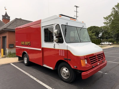 Used 2003 WORKHORSE P42 WITH 24,073 MILES (FIRE DEP OWNED) Box trucks Michigan US | Miedema Asset Management Group #1357507
