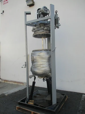 Pfaudler, Stainless jacketed reactor, 85 psi @ 350°, National Board # 35716