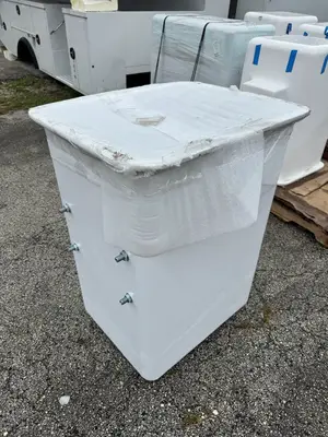 Used 2025 VERSALIFT 12422-5 Parts & Accessories (Material Handling) Florida US | Truck and Van Outlet #1574007