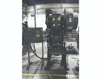 1988 FEDERAL 5 OBI / Gap Frame Press | Universal Press & Machinery (UPM) (1)