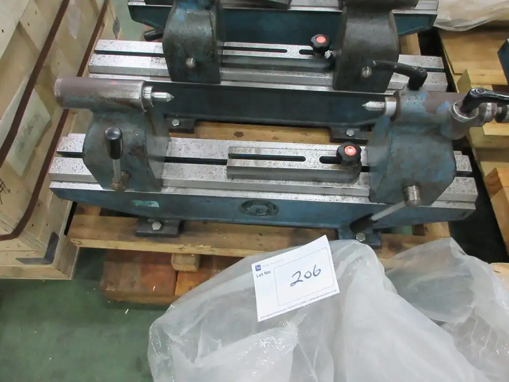 Used _UNKNOWN_ _UNKNOWN_ Bench Centers TW | Apex Group #1551427
