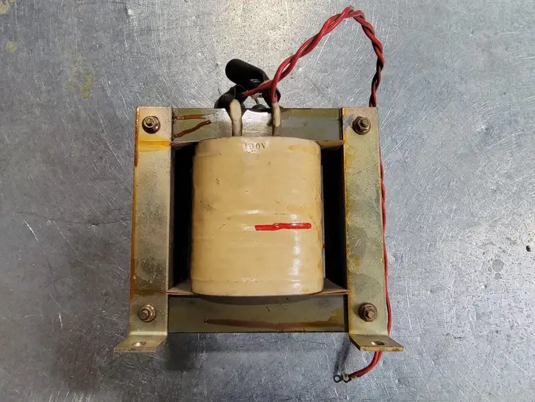 Used STANLEY M1452 Transformers British Columbia CA | Lenmark #264902