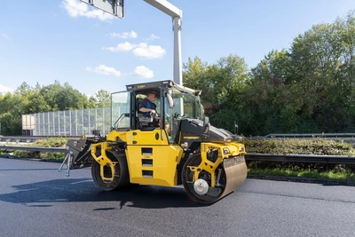 BOMAG BW 174 AP-5 AM Tandem Vibratory Rollers | Mid South Machinery (7)