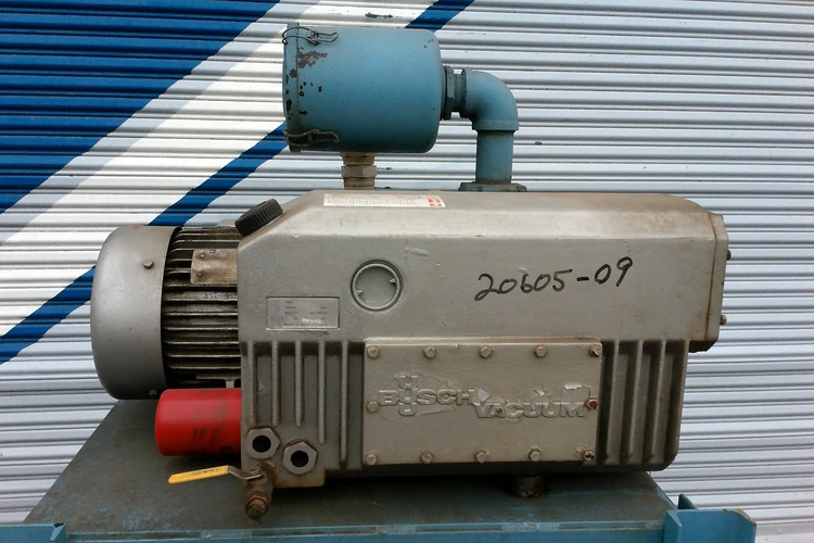 Used 1996 BUSCH 117 CFM Vacuum Pumps New Jersey US | Perry Equipment #117966