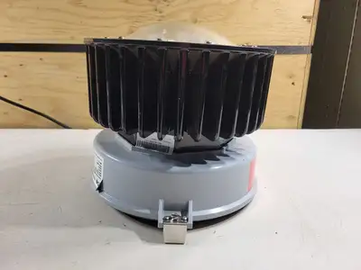NEW CROUSE-HINDS VMV5LR1/UNV1 S890