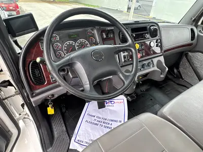 Used 2019 FREIGHTLINER M2 106 Tractors & Trailers Florida US | Truck and Van Outlet #1506263