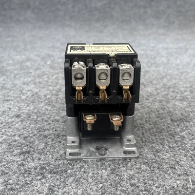 Used GE CR353AD3BH1 Relays & Switches California US | Davliegogo LLC #1725462