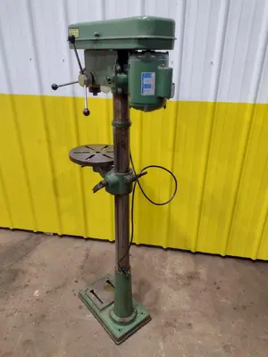 USED CENTRAL MACHINERY T-6725