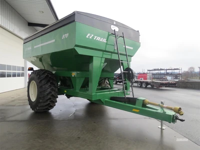 Used 2025 E-Z TRAIL 870 Grain Carts Pennsylvania US | Zimmerman Farm Service #1409829