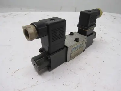 Oildyne 063-003-002 Hydraulic Directional Control Valve 24V