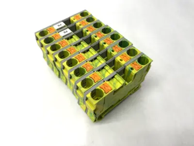 USED PHOENIX CONTACT PROTECTIVE CONDUCTOR TERMINAL BLOCK 3211822 LOT OF 8