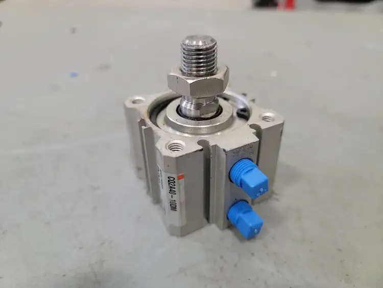Used SMC CQ2A40-10DM Parts (Hydraulics and Pneumatics) British Columbia CA | Lenmark #267897