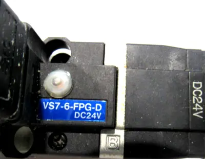 USED SMC VS7-6-FPG-D SOLENOID VALVE VS76FPGD