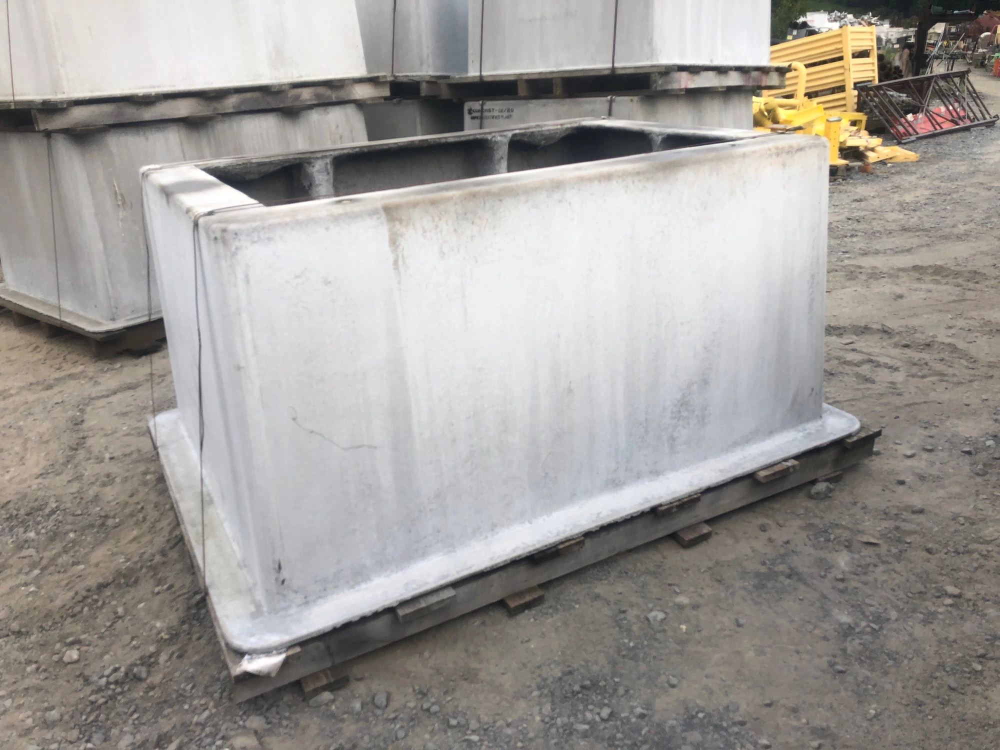Concast FC-49-69-36-3757 Fibercrete Boxpad Electrical Switchgear Mount