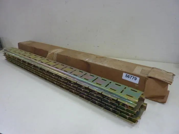 NEW ALLEN BRADLEY 700-MP16 SER B