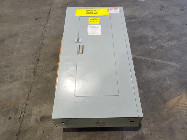 Used EATON P1RL4R242I Circuit Breakers British Columbia CA | Lenmark #1743346