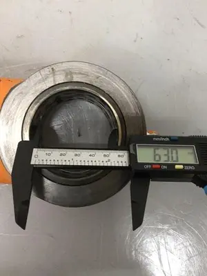 USED CINCINNATI MILACRON 3990753