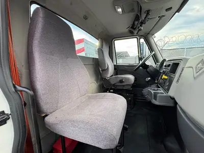 Used 2018 INTERNATIONAL DURASTAR 4300 Cab Chassis trucks Florida US | Truck and Van Outlet #1509142