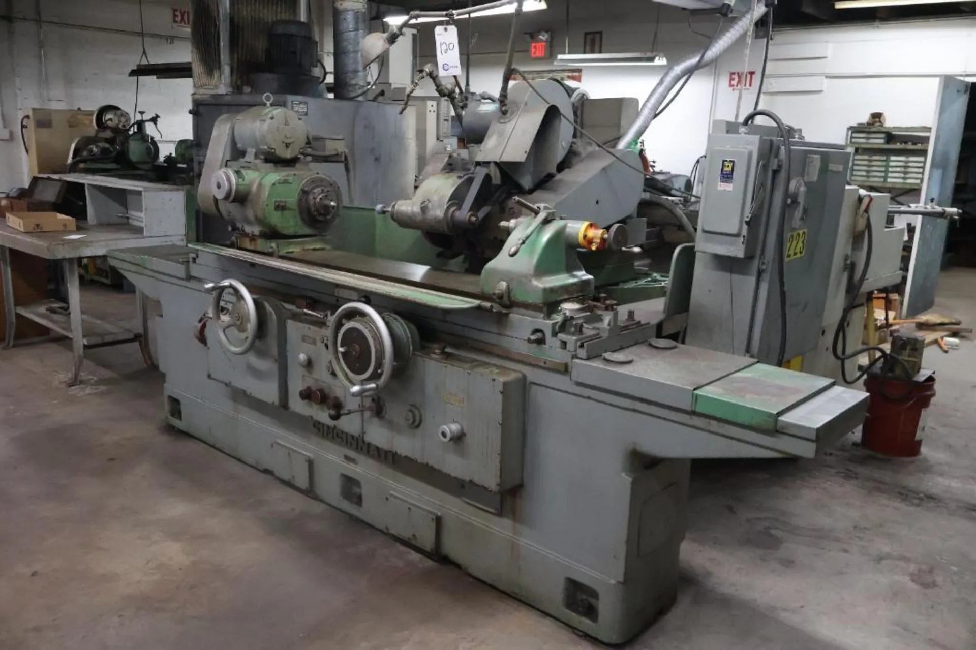 USED CINCINNATI MILACRON DE