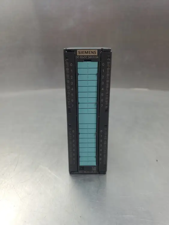 Used Siemens SIMATIC S7-300 Digital Output Module PLC Input & Output | Palmetto Automation #1150650