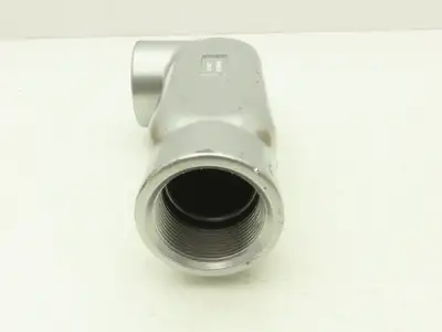 Hubbell OLL-5 LL Conduit Body Connector Size 1-1/2" 3-#1/0 AWG Lot of 5